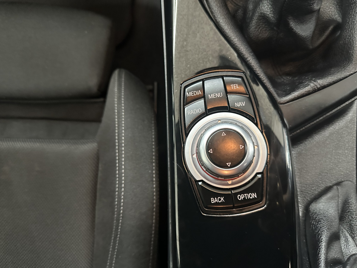 2017 (JULY) BMW 118i SPORT S/S 5 DOOR — Finished in BURNT ORANGE