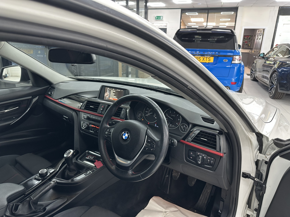 2015 (MARCH) BMW 320D SPORT  — BLACK SPORTS TRIM — ONLY 89,000 MILES