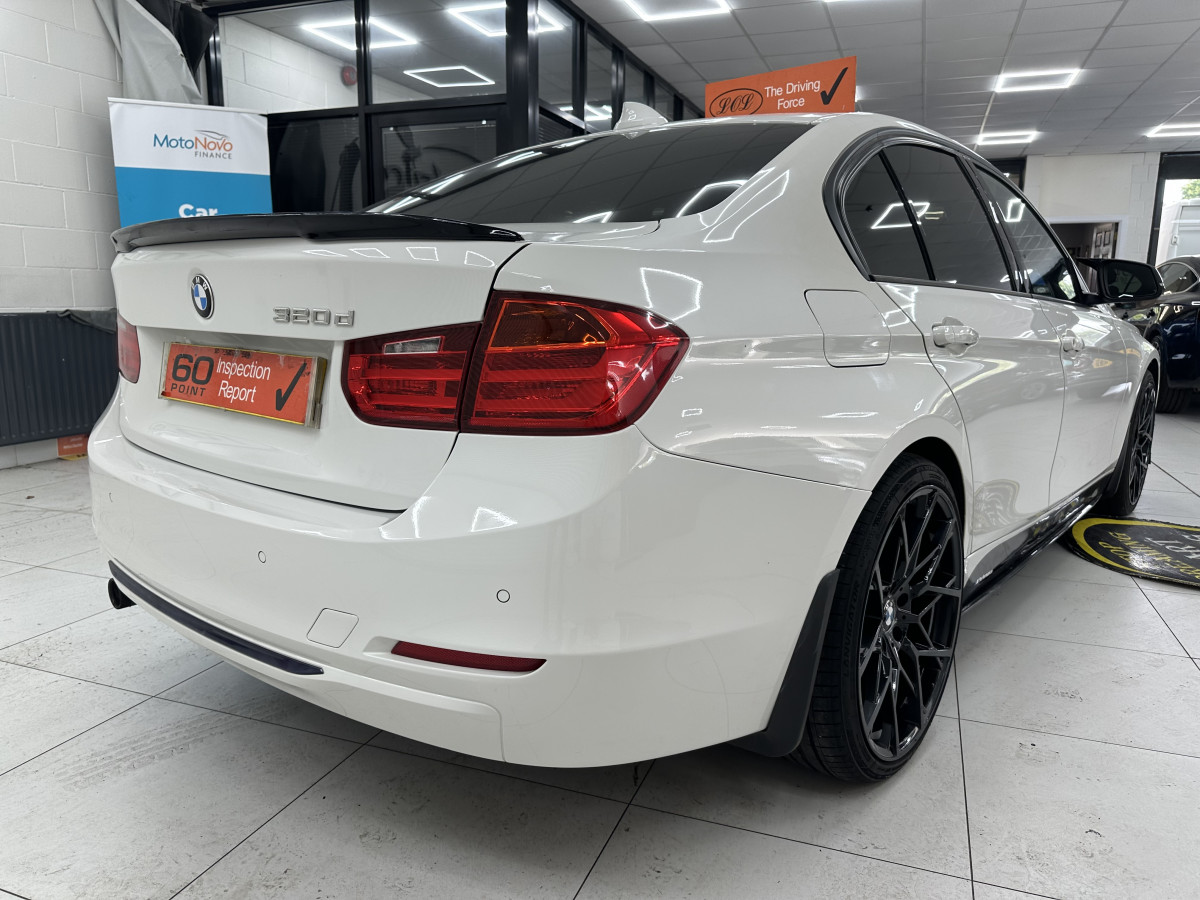 2015 (MARCH) BMW 320D SPORT  — BLACK SPORTS TRIM — ONLY 89,000 MILES