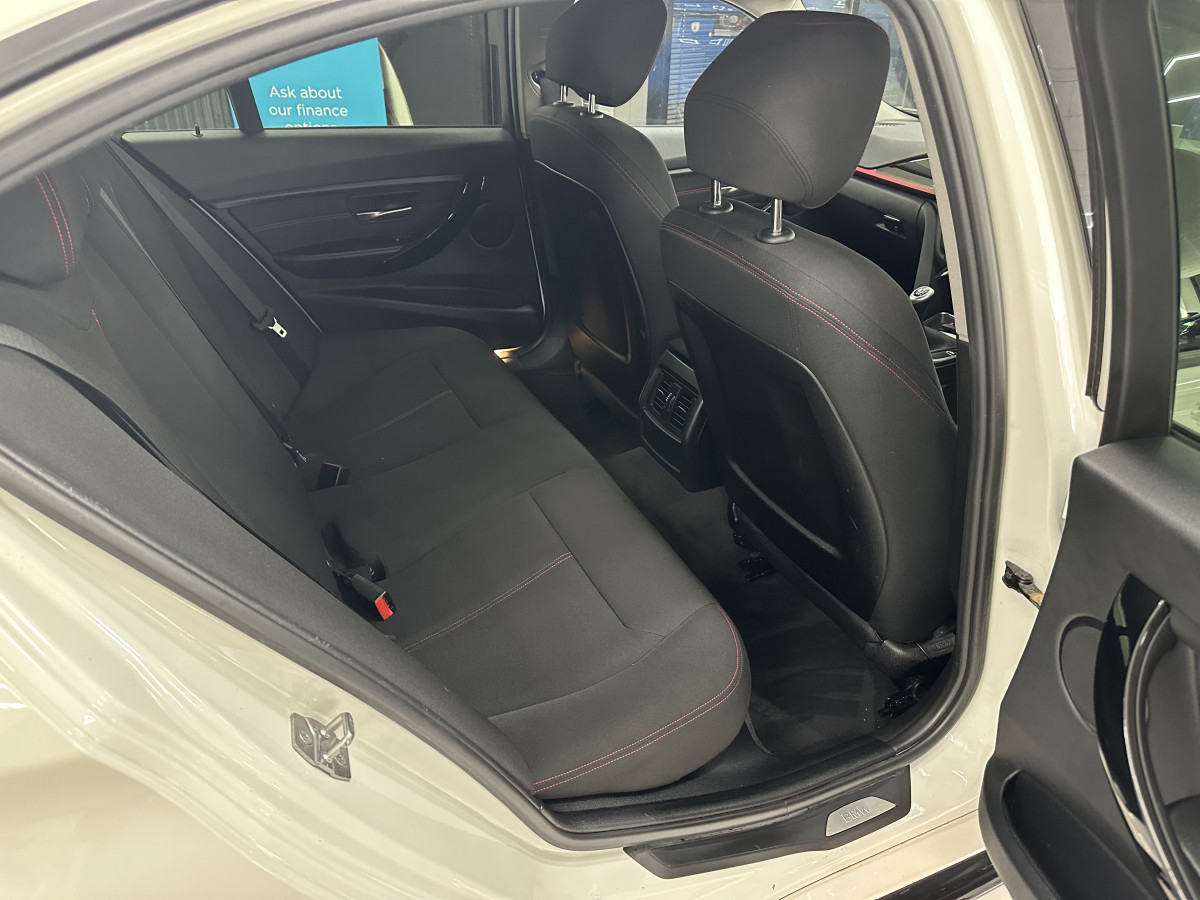 2015 (MARCH) BMW 320D SPORT  — BLACK SPORTS TRIM — ONLY 89,000 MILES
