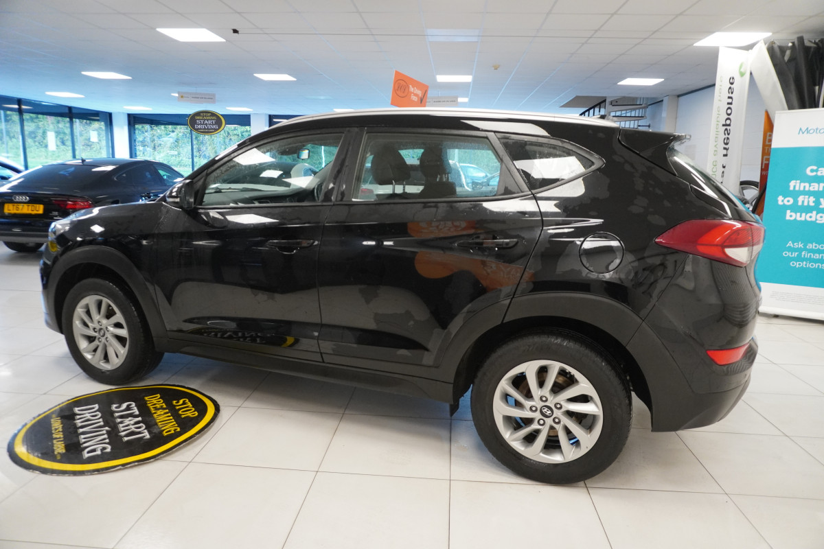 2017 HYUNDAI TUCSON1.7 CRDi SE BlueDRIVE with ONLY 89K