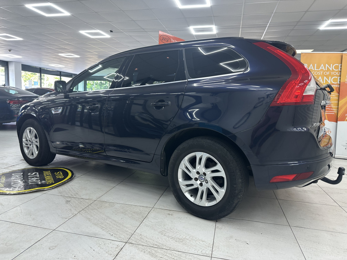 2016 (JUNE) VOLVO XC60 D4 (190) SE NAV GEARTRONIC/AUTOMATIC with ONLY 78K