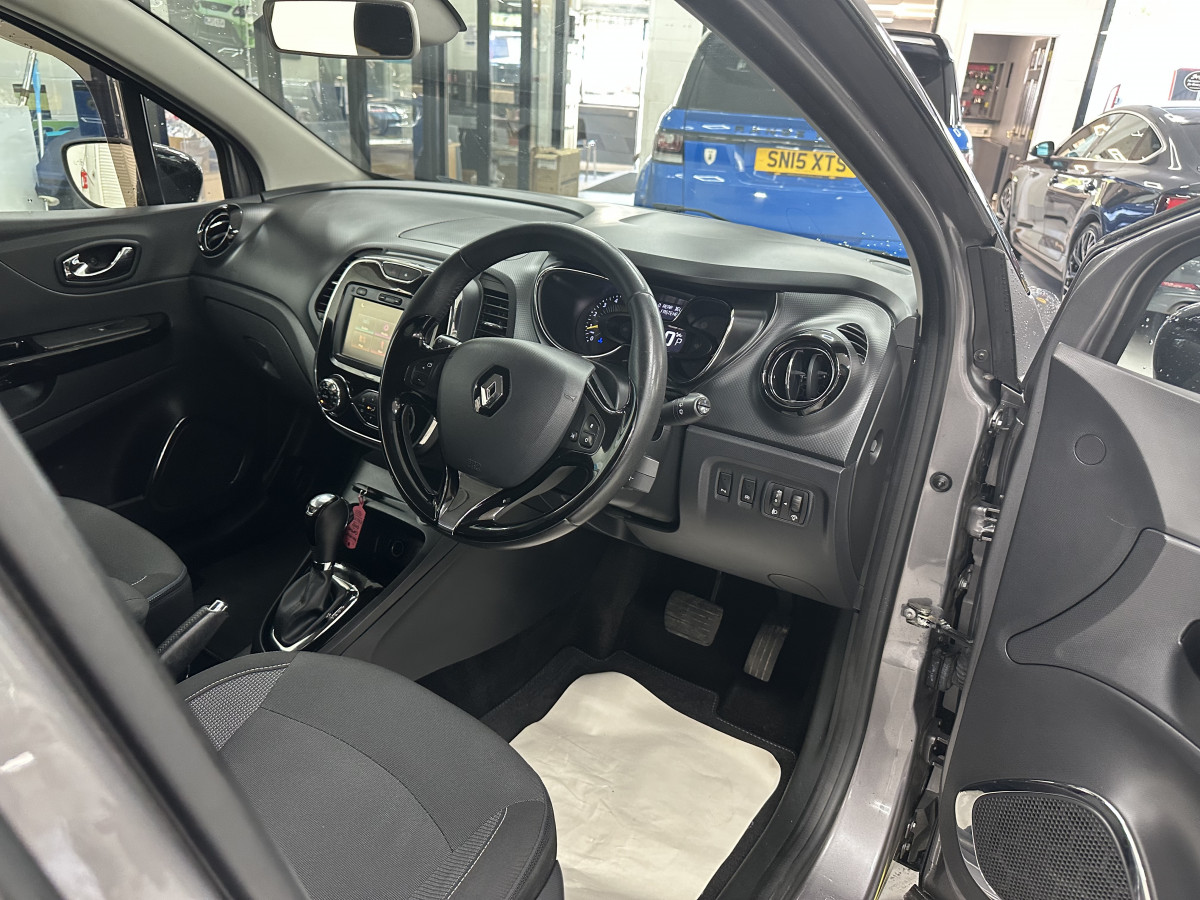 2015 (NOV) RENAULT CAPTUR 1.5 DCi DYNAMIQUE S NAV AUTOMATIC — ONLY £20 TAX
