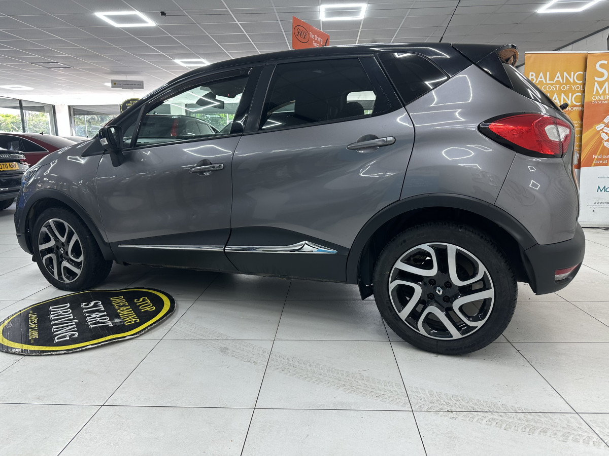 2015 (NOV) RENAULT CAPTUR 1.5 DCi DYNAMIQUE S NAV AUTOMATIC — ONLY £20 TAX