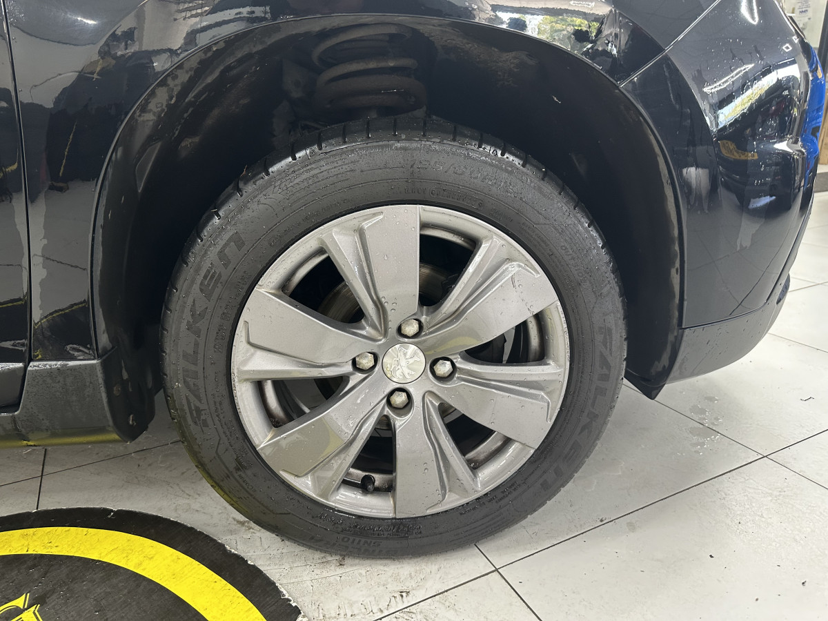 2017 PEUGEOT 2008 1.2 PURETECH ACTIVE with ONLY 49,000 MILES
