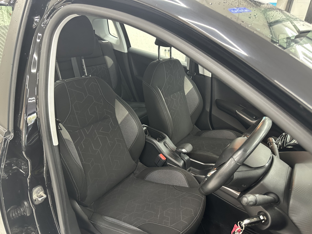 2017 PEUGEOT 2008 1.2 PURETECH ACTIVE with ONLY 49,000 MILES
