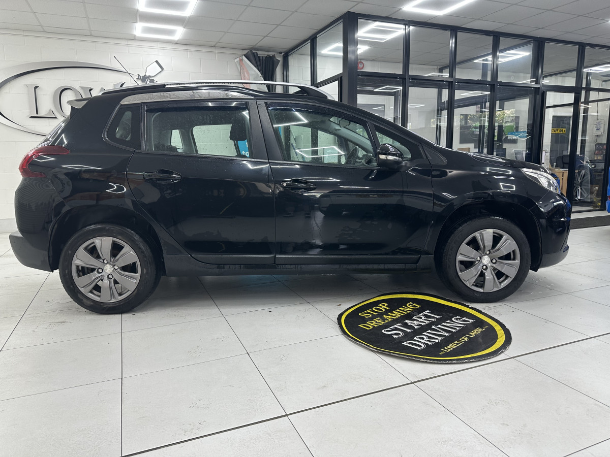 2017 PEUGEOT 2008 1.2 PURETECH ACTIVE with ONLY 49,000 MILES
