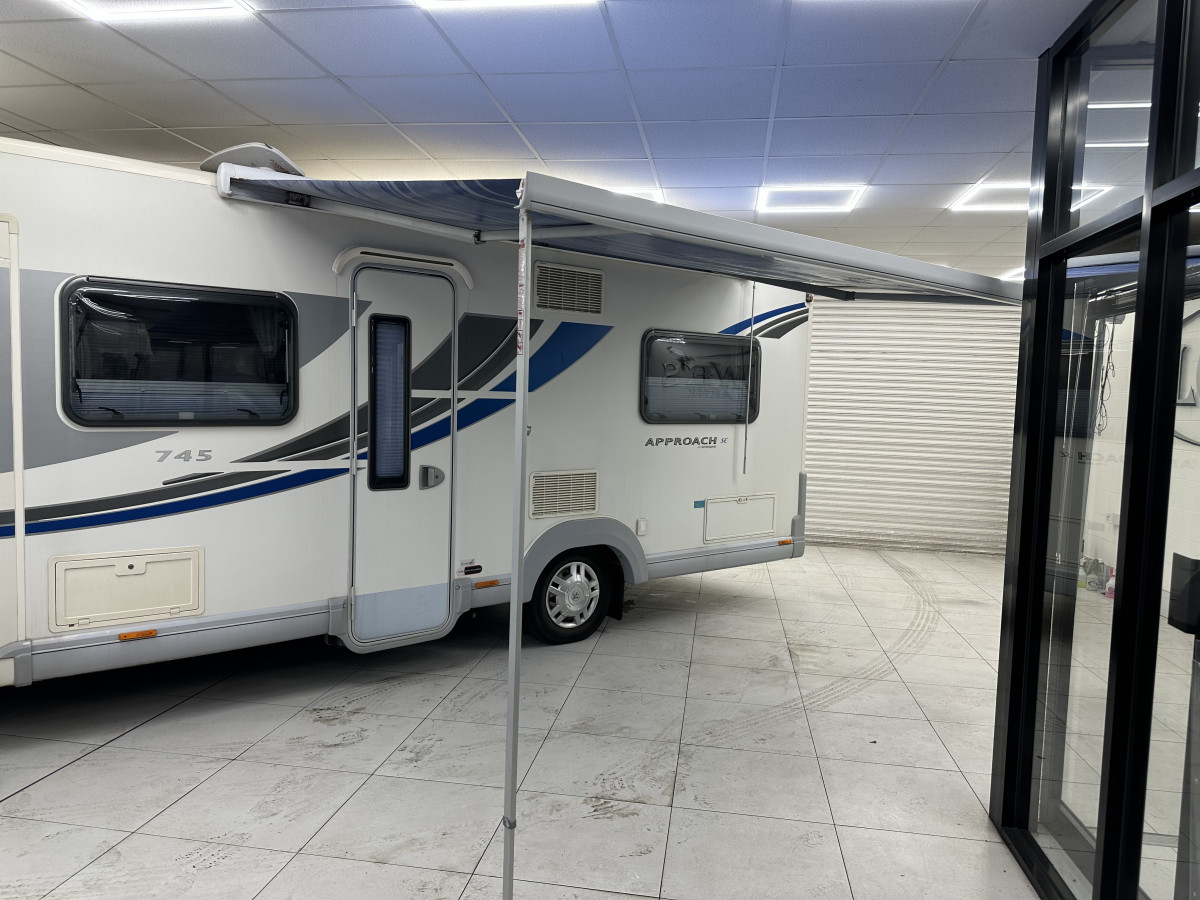 2012 PEUGEOT BOXER 2.2 HDi BAILEY APPROACH 745 MOTORHOME with ONLY 26,000 MILES (REAR FIX FRENCH BED LAYOUT)