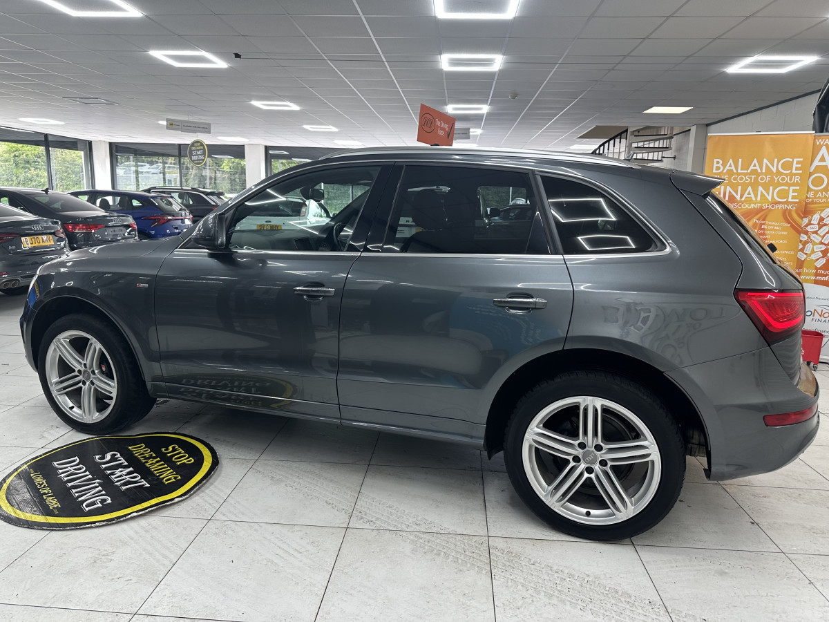 2014 (NOV) AUDI Q5 2.0 TDi S LINE PLUS QUATTRO AUTOMATIC with BLACK LEATHER