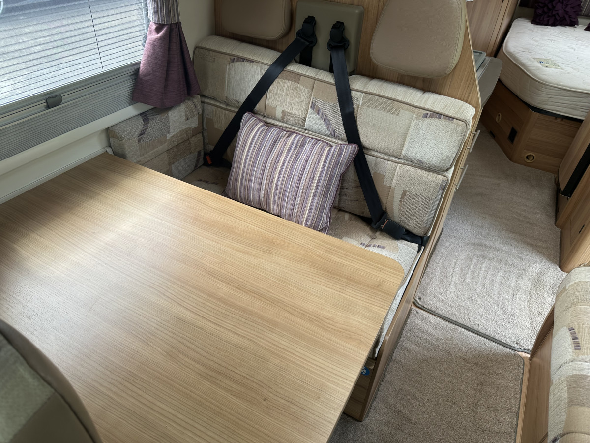 2012 PEUGEOT BOXER 2.2 HDi BAILEY APPROACH 745 MOTORHOME with ONLY 26,000 MILES (REAR FIX FRENCH BED LAYOUT)