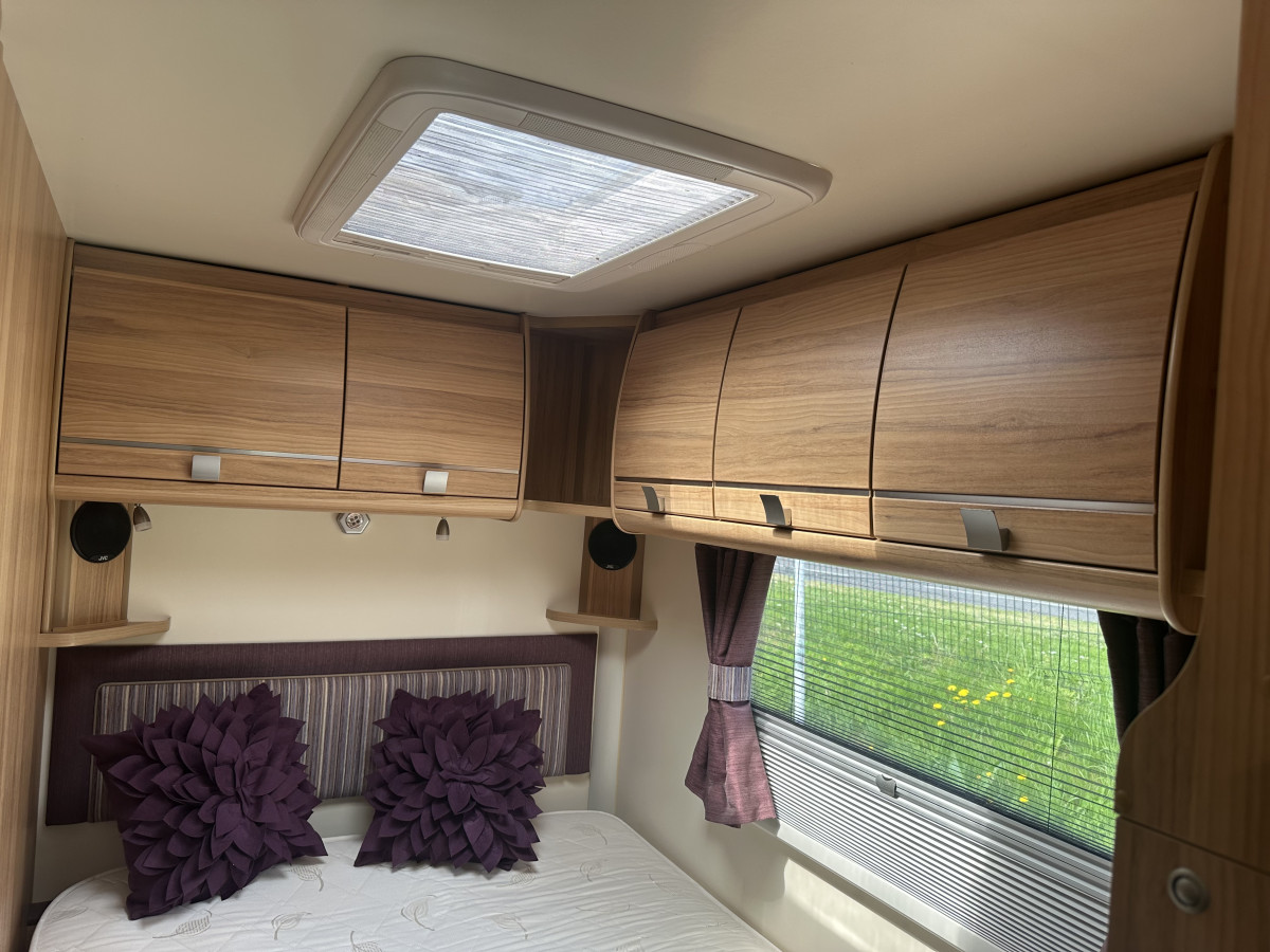 2012 PEUGEOT BOXER 2.2 HDi BAILEY APPROACH 745 MOTORHOME with ONLY 26,000 MILES (REAR FIX FRENCH BED LAYOUT)
