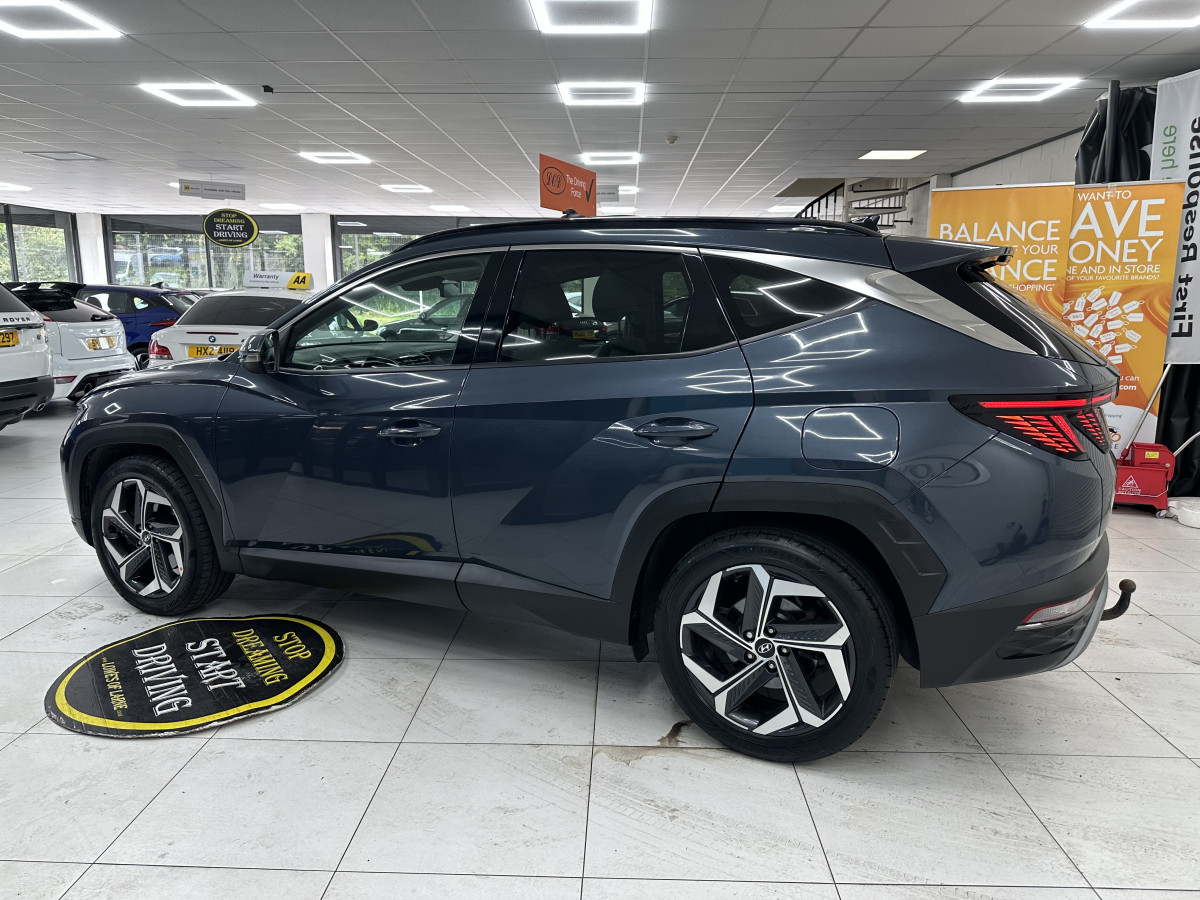 2023 HYUNDAI TUCSON 1.6 TGDi ULTIMATE with ONLY 26,000 MILES, FULLY LOADED LEATHER, PANORAMIC ROOF, SAT NAV