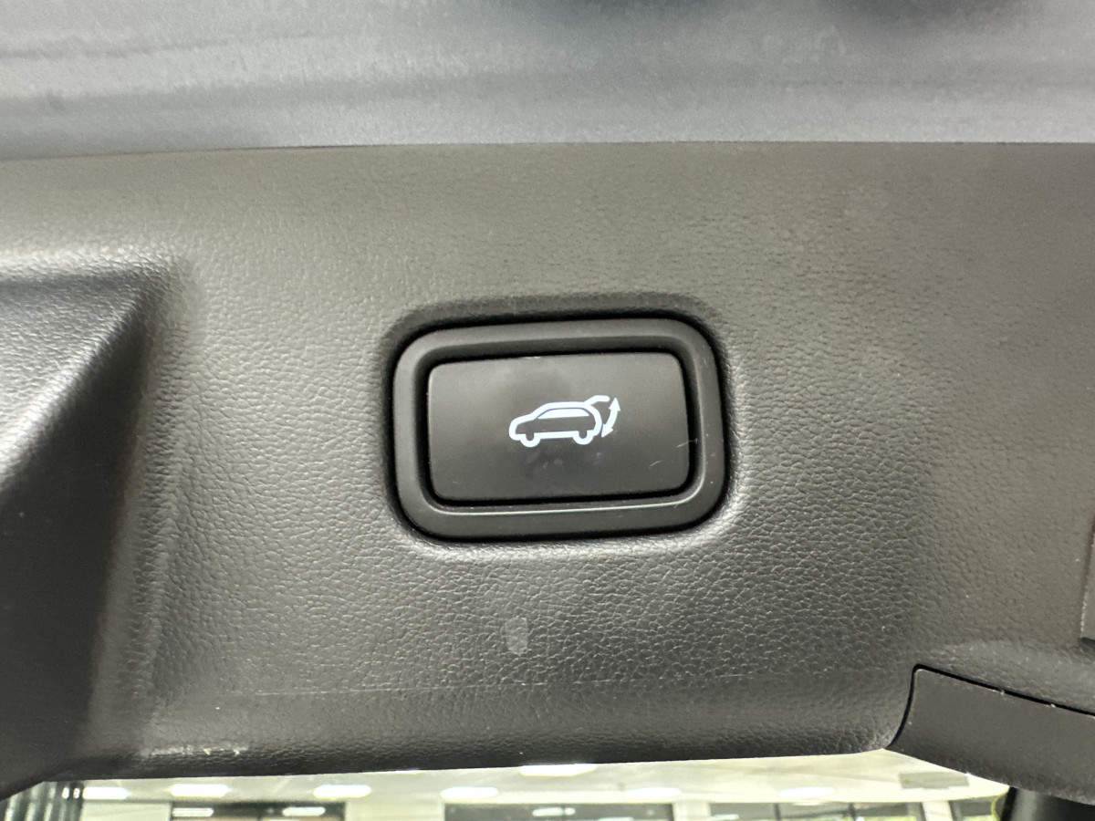 2023 HYUNDAI TUCSON 1.6 TGDi ULTIMATE with ONLY 26,000 MILES, FULLY LOADED LEATHER, PANORAMIC ROOF, SAT NAV
