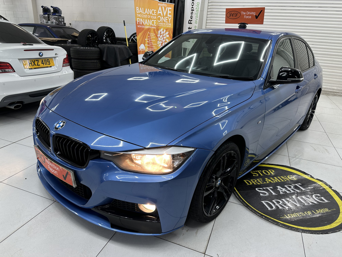 2013 (SEPT) BMW 318D SPORT AUTOMATIC — BLACK LEATHER SPORTS TRIM and FULL BODY KIT