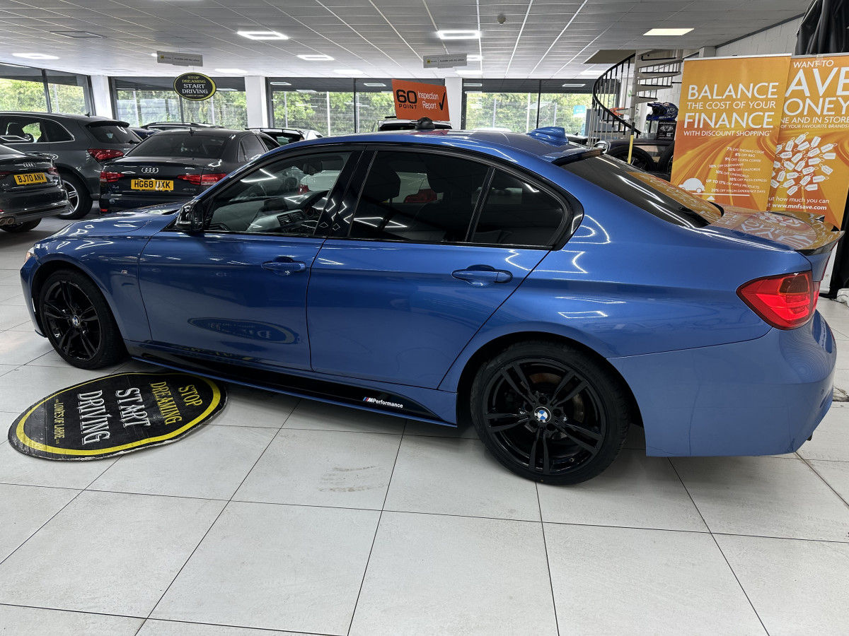 2013 (SEPT) BMW 318D SPORT AUTOMATIC — BLACK LEATHER SPORTS TRIM and FULL BODY KIT