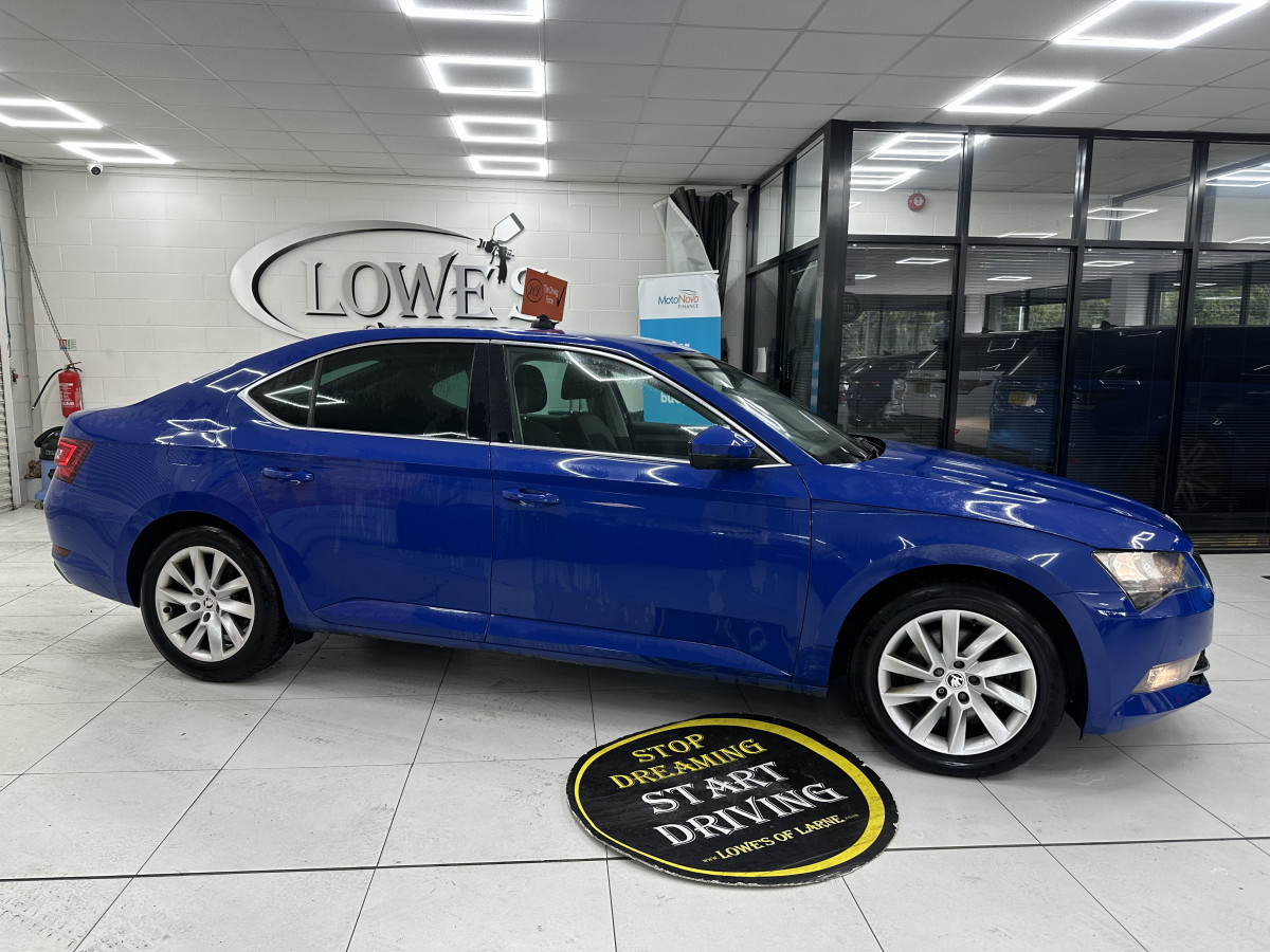 2018 SKODA SUPERB 2.0 TDi SE TECHNOLOGY DSG AUTOMATIC with only 88,000 Miles