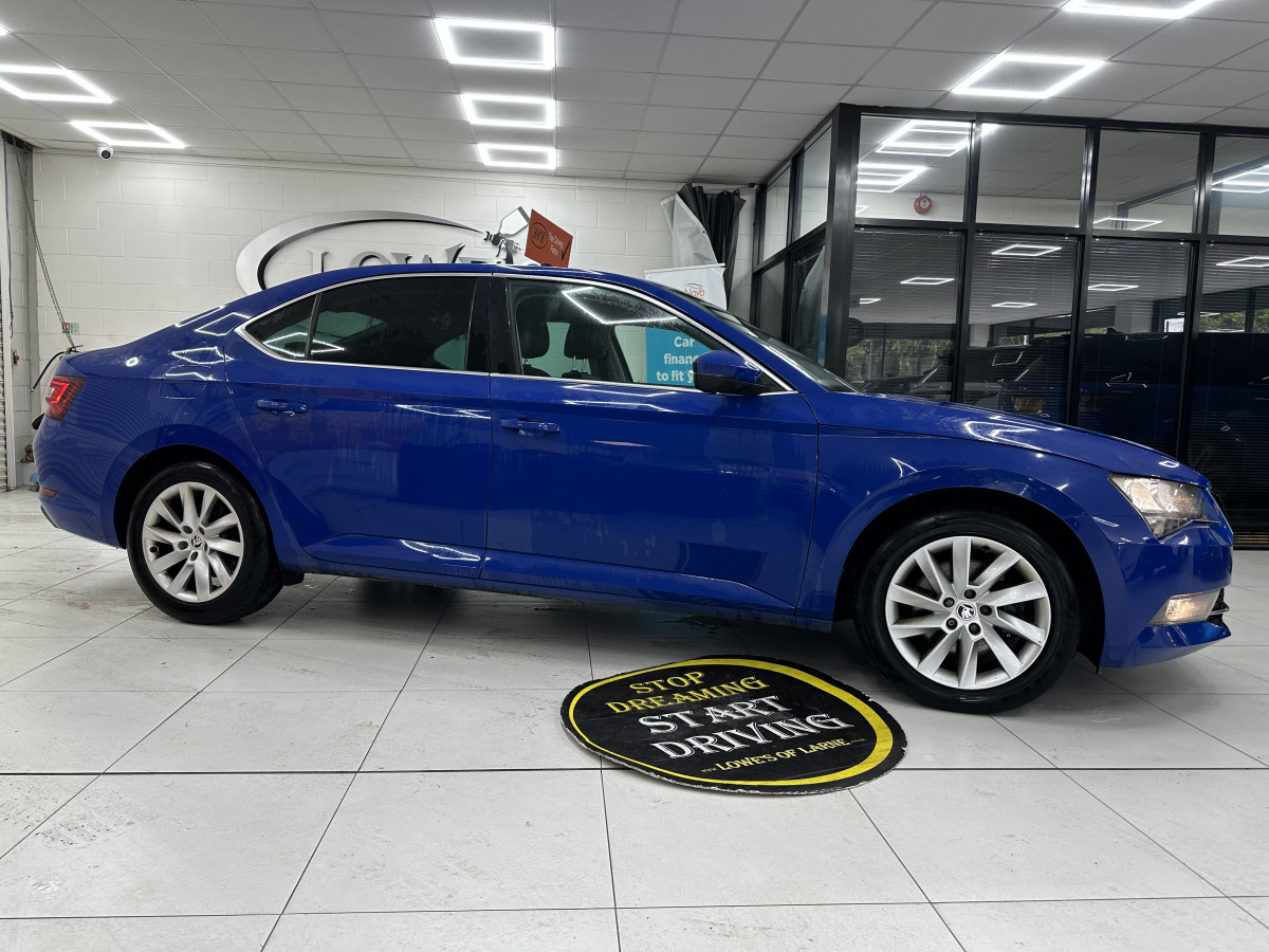 2018 SKODA SUPERB 2.0 TDi SE TECHNOLOGY DSG AUTOMATIC with only 88,000 Miles