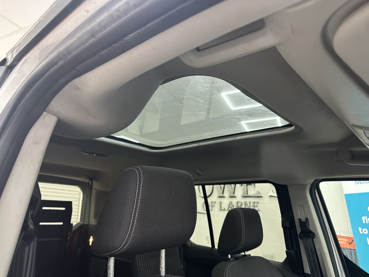 2018 (APRIL) FORD GRAND TOURNEO CONNECT 1.5 TDCi 120 TITANIUM AUTOMATIC– 4 SEATER PLUS WHEELCHAIR ACCESSABLE VEHICLE — ONLY 27K— NO VAT