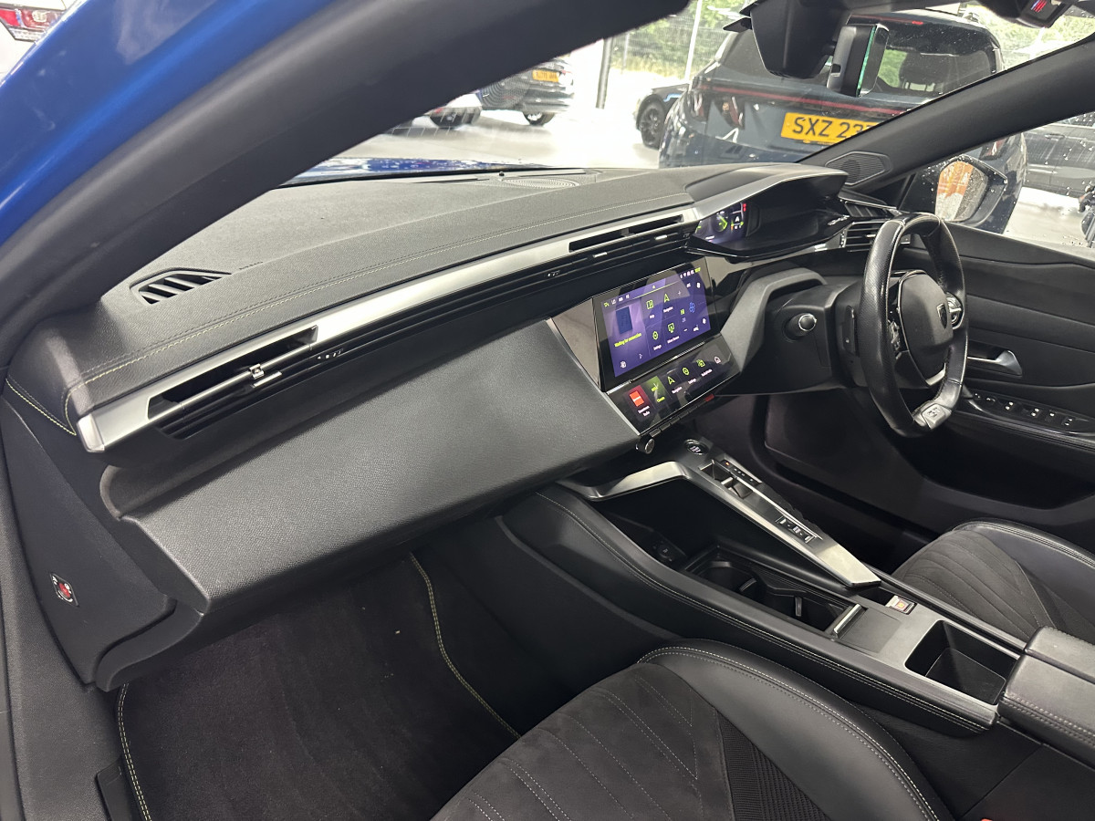 2023 (APRIL) PEUGEOT 308 1.5 BlueHDi GT AUTOMATIC — JUST A STUNNING LOOKING 308
