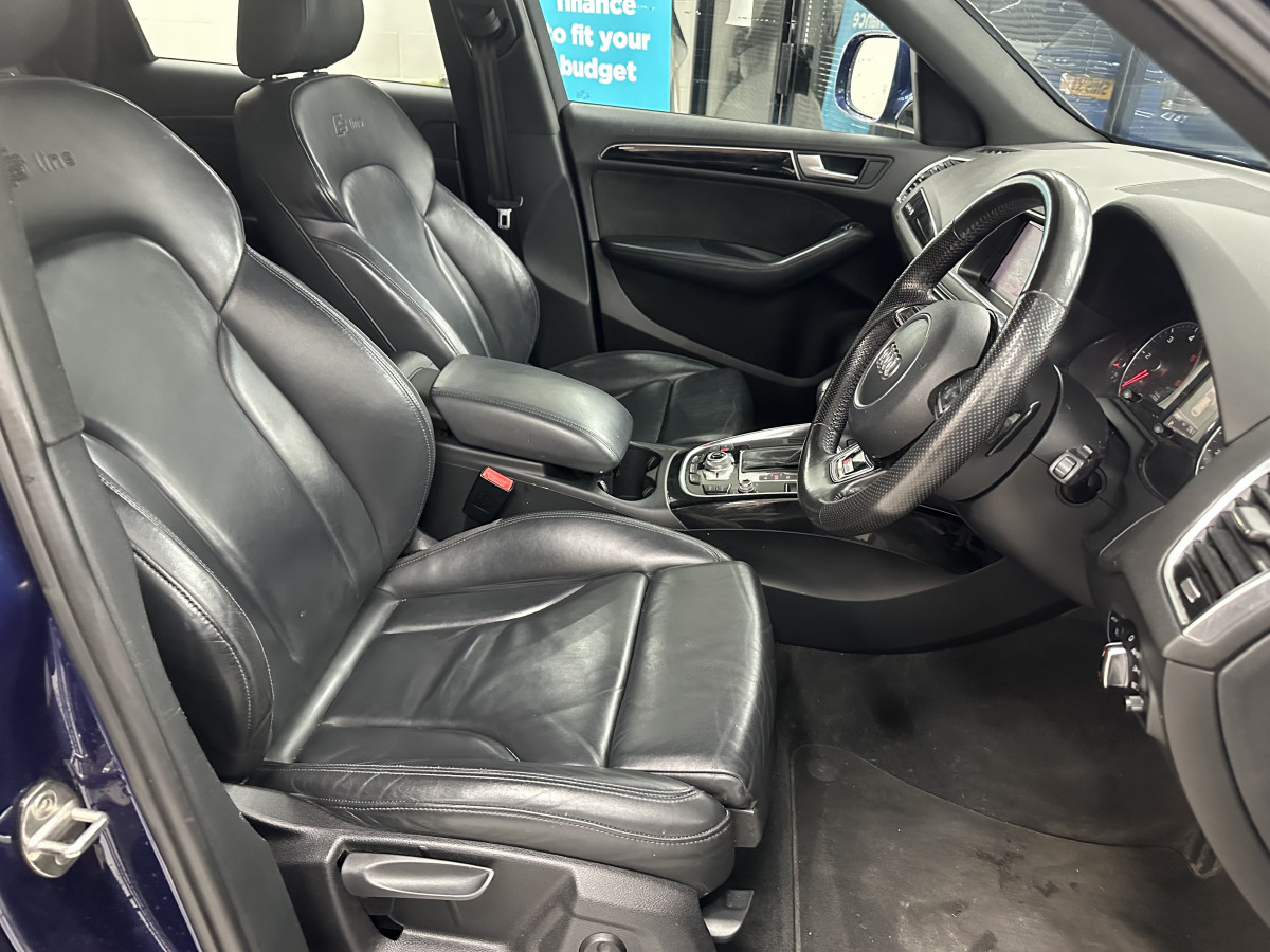 2015 (SEPT) AUDI Q5 2.0 TDi S LINE QUATTRO AUTOMATIC with BLACK LEATHER & 22″ ALLOYS