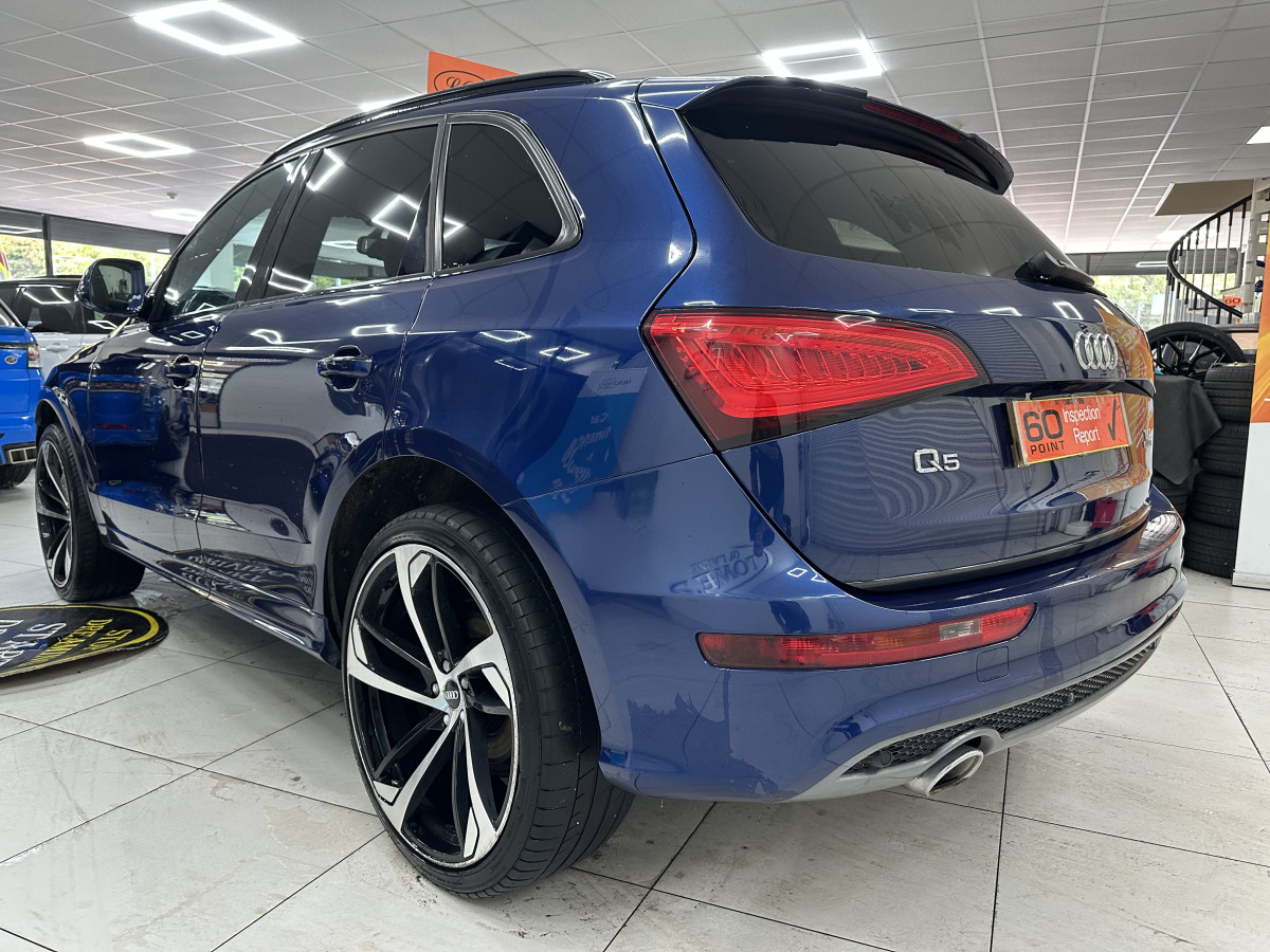 2015 (SEPT) AUDI Q5 2.0 TDi S LINE QUATTRO AUTOMATIC with BLACK LEATHER & 22″ ALLOYS
