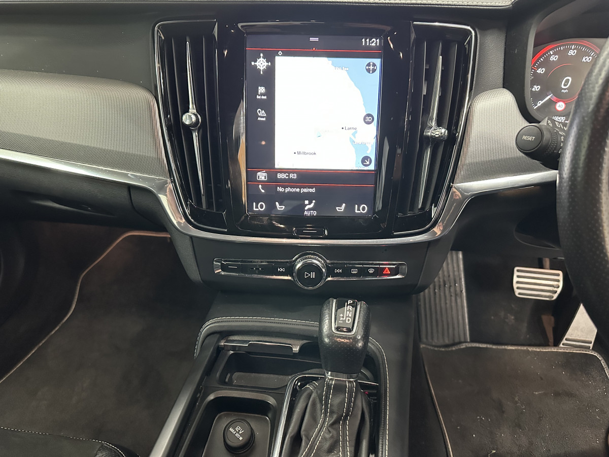 2019 VOLVO S90 2.0 D4 R-DESIGN AUTOMATIC