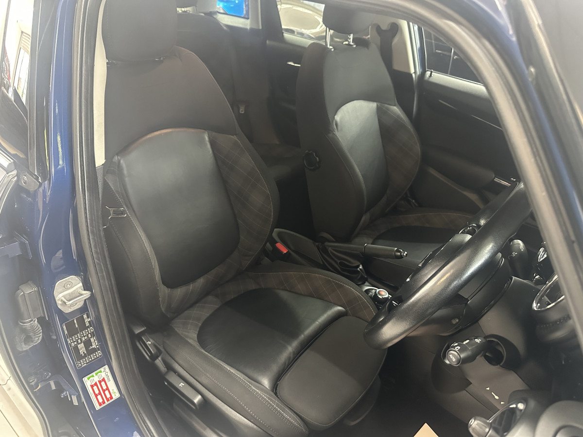 2016 MINI COOPER 1.5 DIESEL AUTOMATIC 5 DOOR — with ONLY 64,000 MILES — £20 ROAD TAX
