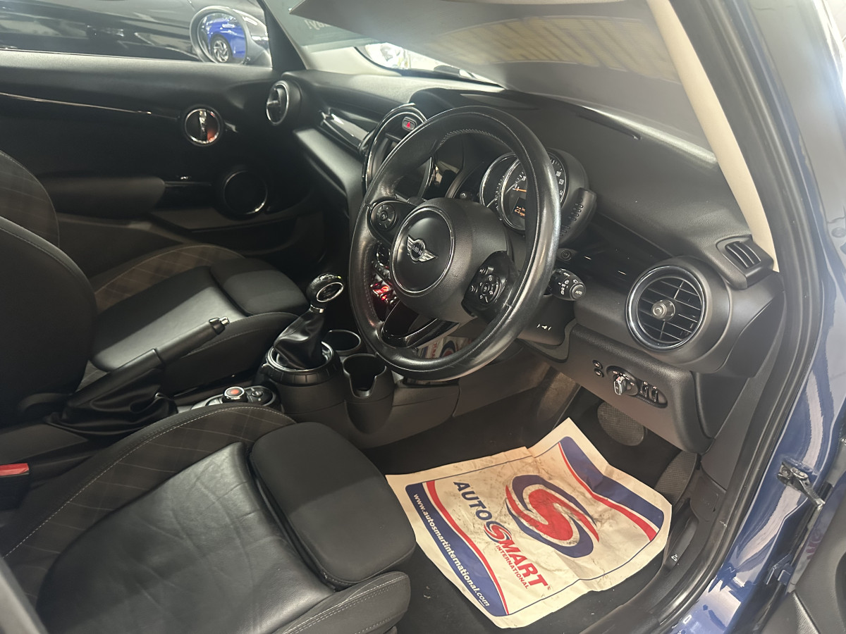 2016 MINI COOPER 1.5 DIESEL AUTOMATIC 5 DOOR — with ONLY 64,000 MILES — £20 ROAD TAX