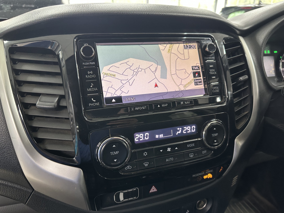2018 MITSUBISHI L200 DOUBLE CAB 2.5 DI-D 178 BARBARIAN 4WD — BLACK LEATHER & SAT NAV