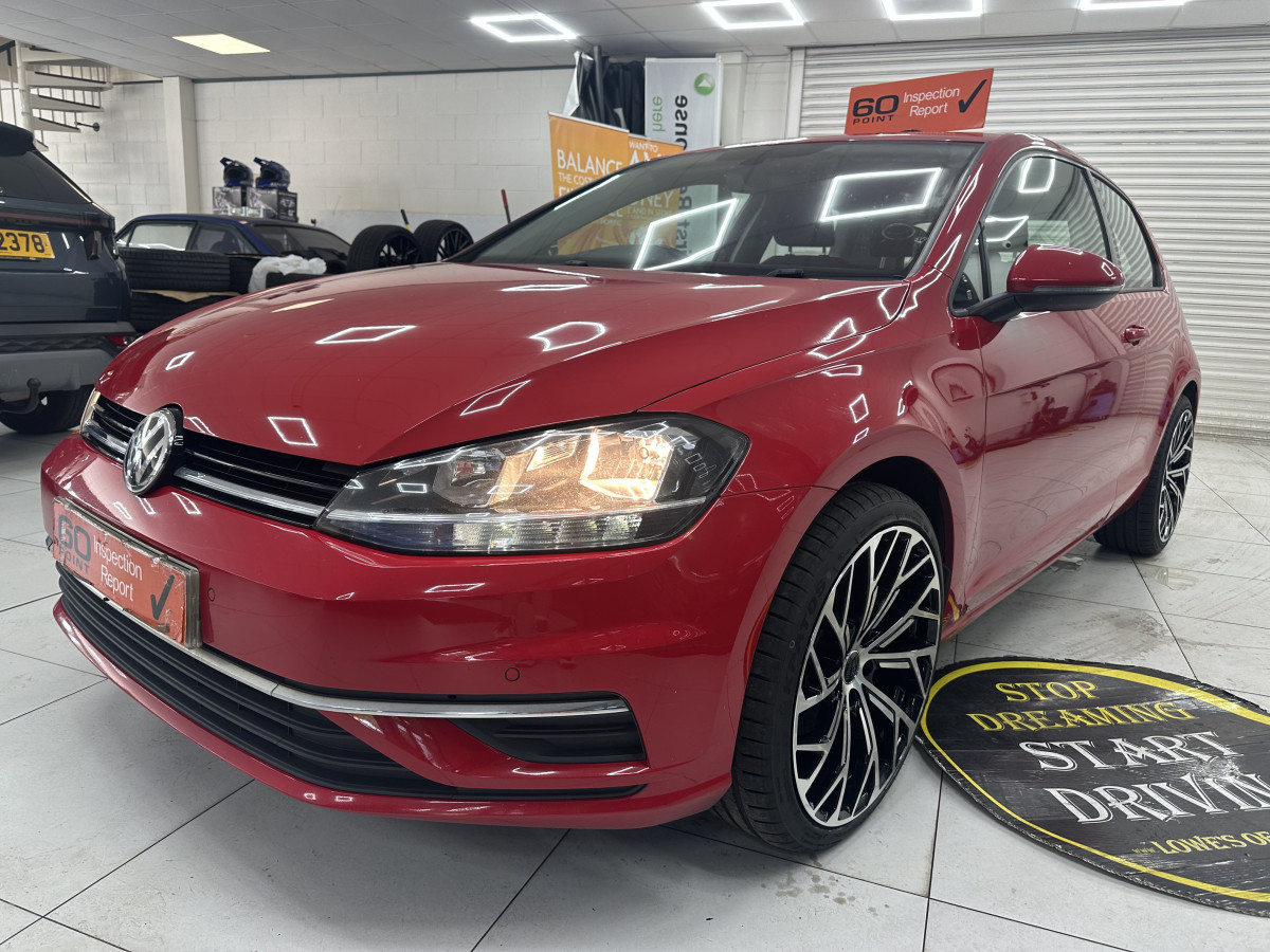 2017 (AUG) VW GOLF 1.4 TSi BMT SE NAV 3 DOOR — STUNNING GOLF — GREAT FIRST CAR