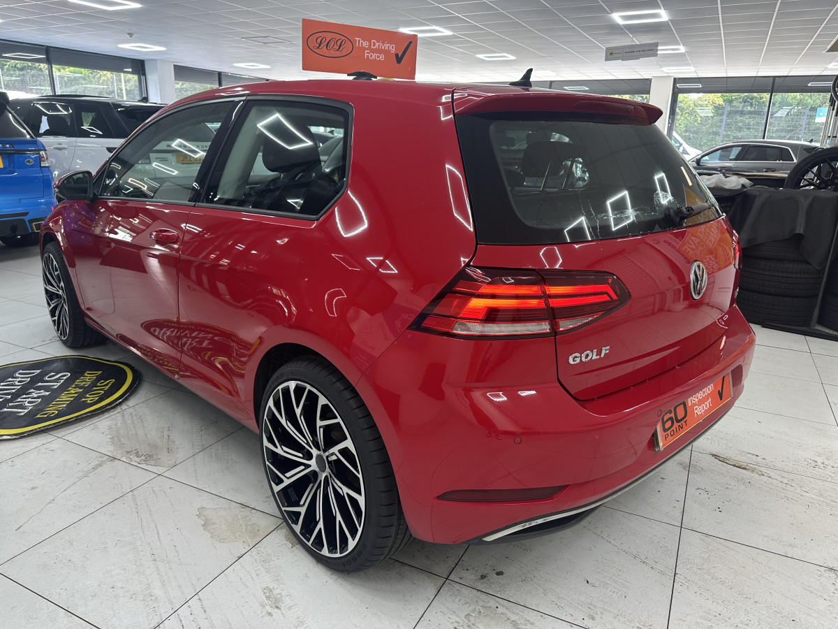2017 (AUG) VW GOLF 1.4 TSi BMT SE NAV 3 DOOR — STUNNING GOLF — GREAT FIRST CAR