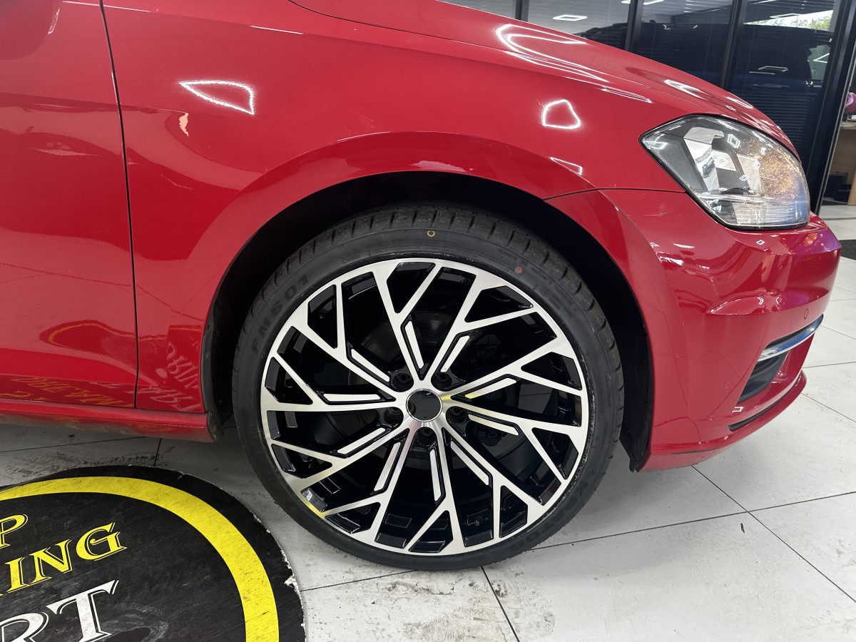 2017 (AUG) VW GOLF 1.4 TSi BMT SE NAV 3 DOOR — STUNNING GOLF — GREAT FIRST CAR