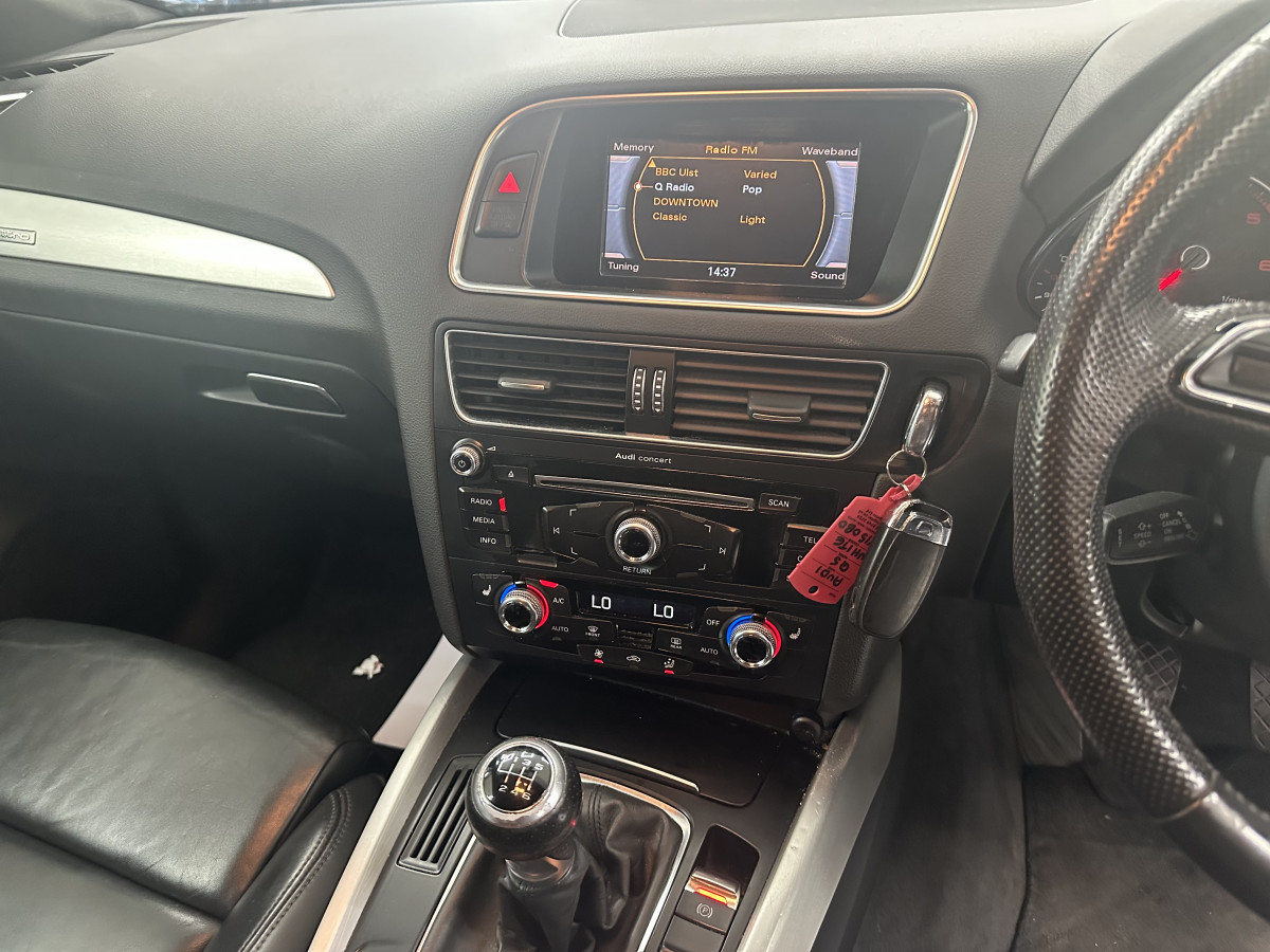 2015 (MARCH) AUDI Q5 2.0 TDi S LINE QUATTRO with BLACK LEATHER & 20″ ALLOYS