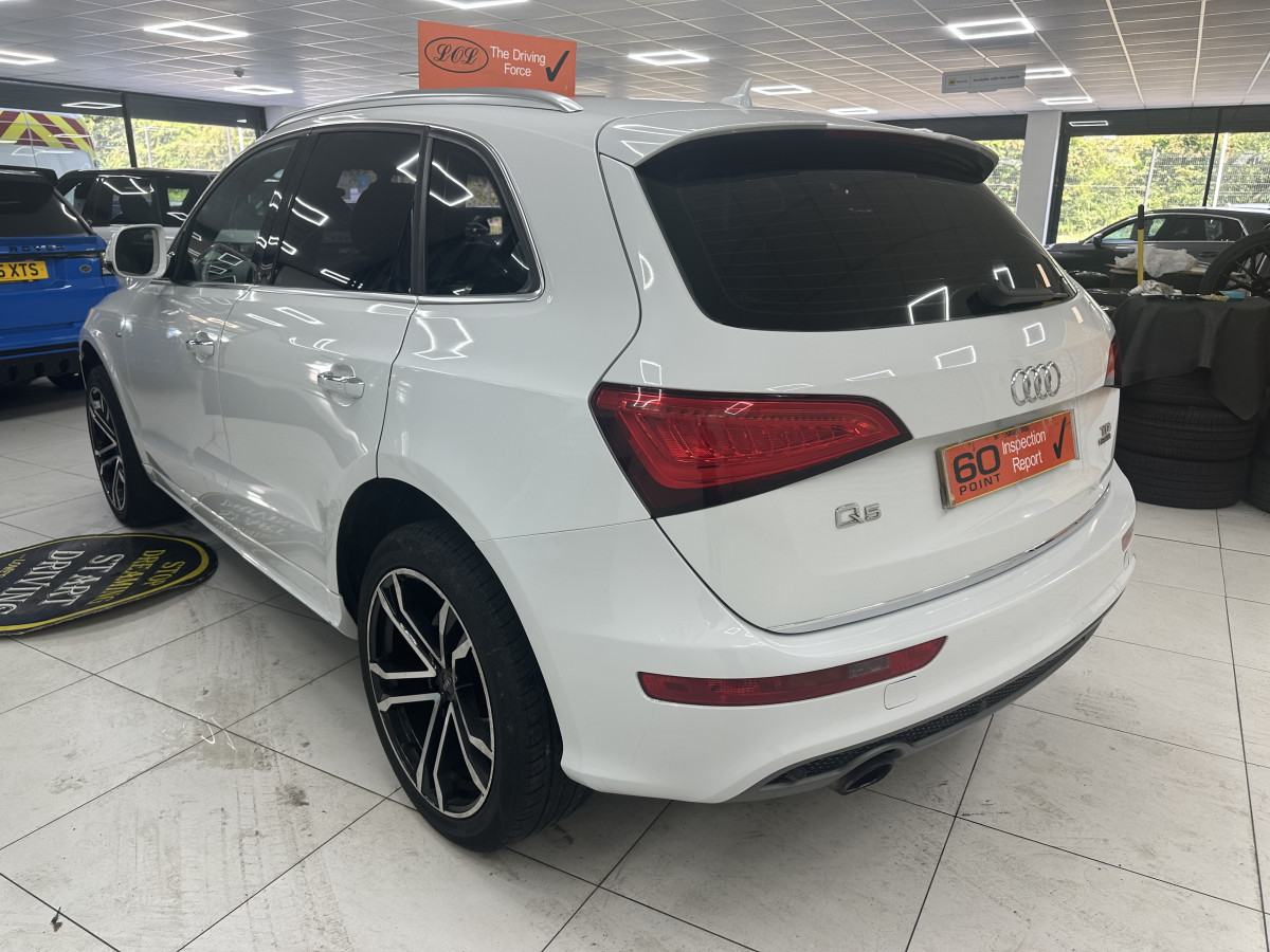 2015 (MARCH) AUDI Q5 2.0 TDi S LINE QUATTRO with BLACK LEATHER & 20″ ALLOYS