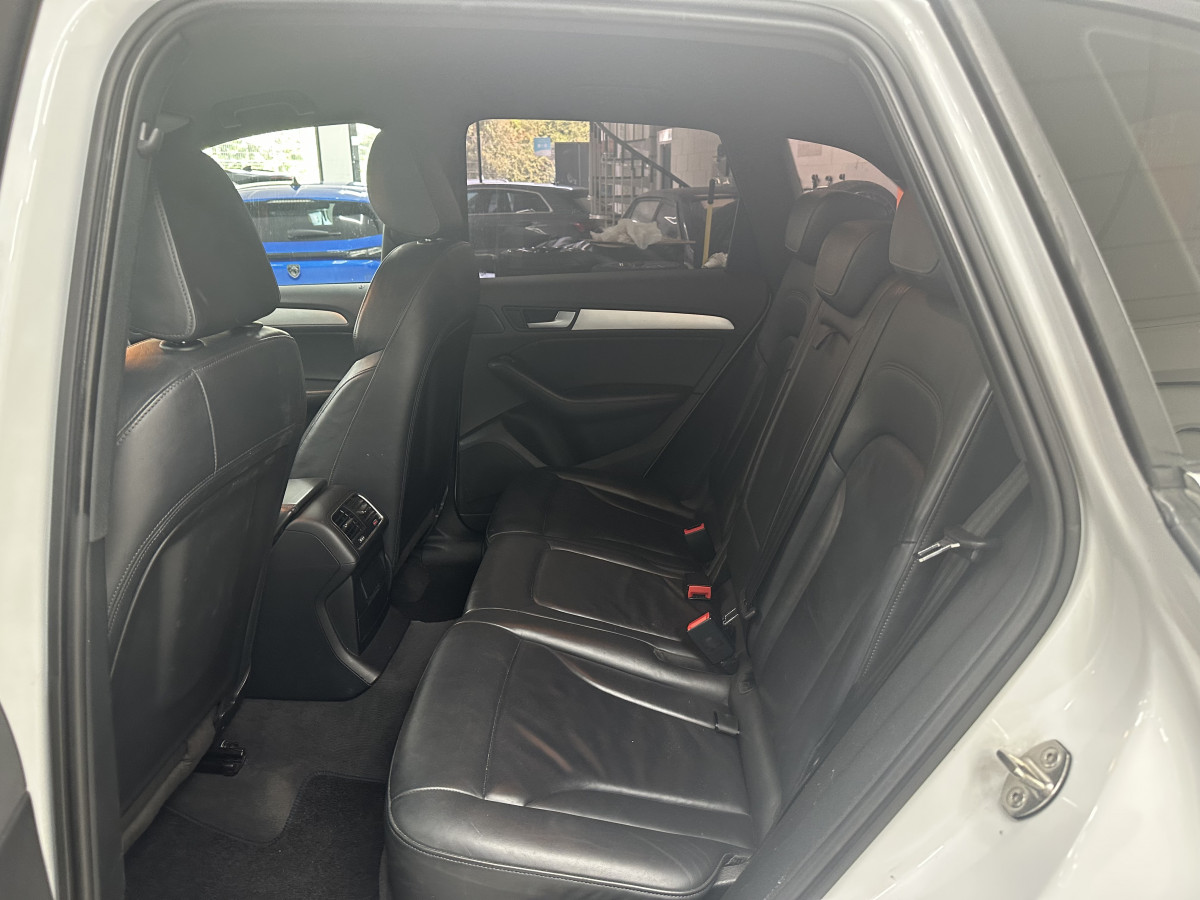 2015 (MARCH) AUDI Q5 2.0 TDi S LINE QUATTRO with BLACK LEATHER & 20″ ALLOYS