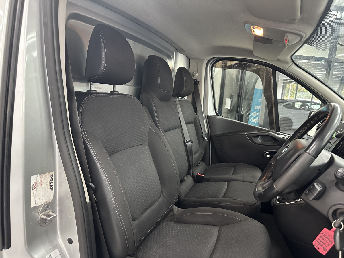 2018 (SEPT) VAUXHALL VIVARO 1.6 CDTi 120PS 2700 SPORTIVE — NO VAT — ONLY 79K