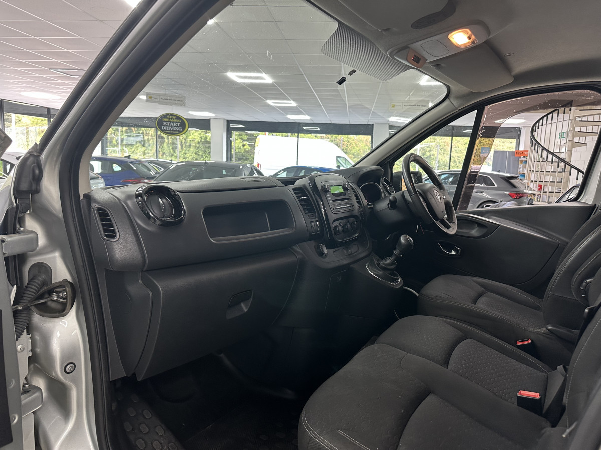 2018 (SEPT) VAUXHALL VIVARO 1.6 CDTi 120PS 2700 SPORTIVE — NO VAT — ONLY 79K