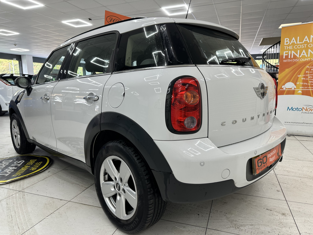 2016 (DEC) MINI COUNTRYMAN 1.6 ONE 5 DOOR — with ONLY 72,000 MILES