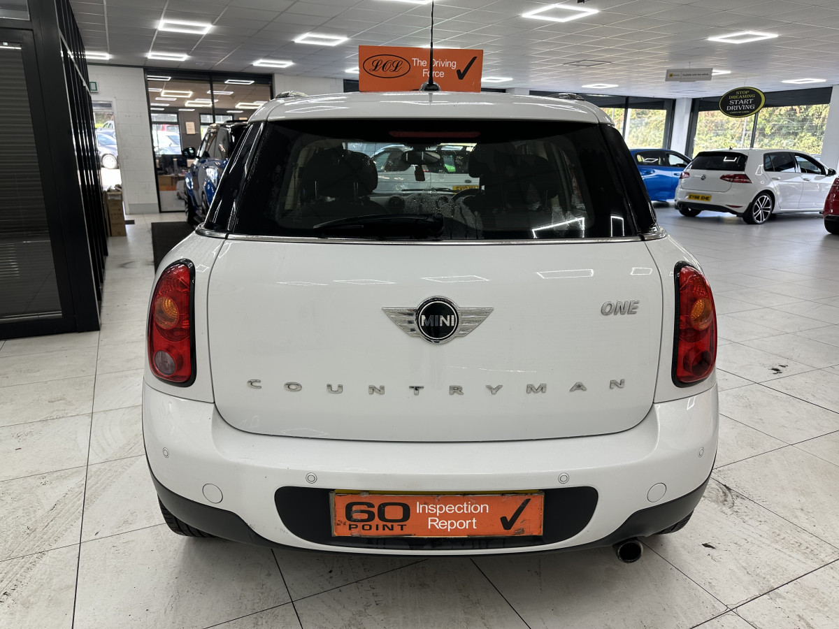 2016 (DEC) MINI COUNTRYMAN 1.6 ONE 5 DOOR — with ONLY 72,000 MILES