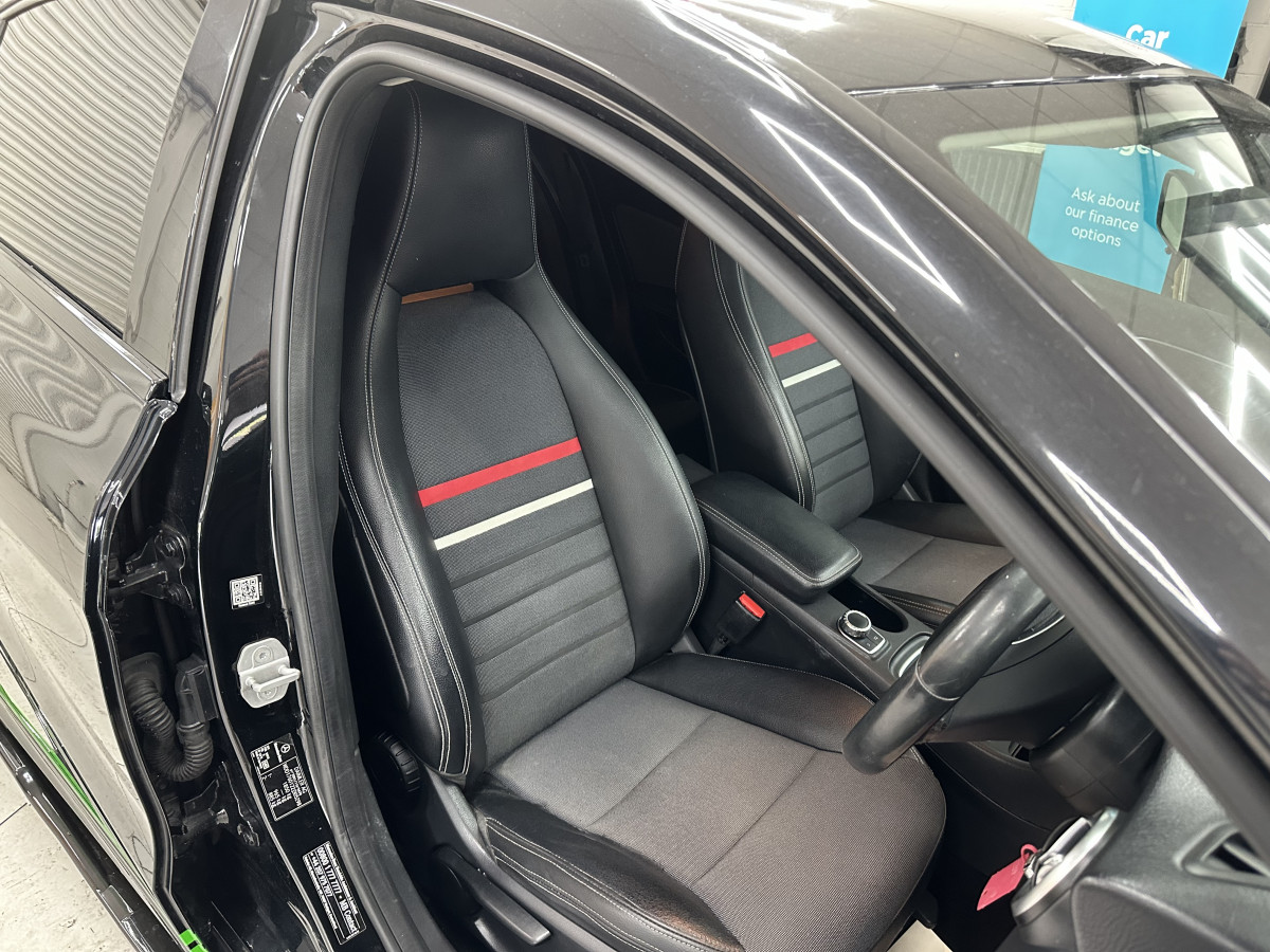 2014 (JULY) MERCEDES A180 1.5 DIESEL ECO SE — FULL SKIRTING BODY KIT & 19″ ALLOYS — £20 TAX