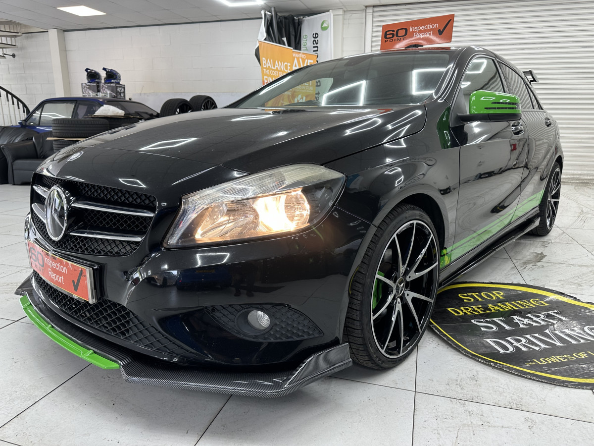 2014 (JULY) MERCEDES A180 1.5 DIESEL ECO SE — FULL SKIRTING BODY KIT & 19″ ALLOYS — £20 TAX