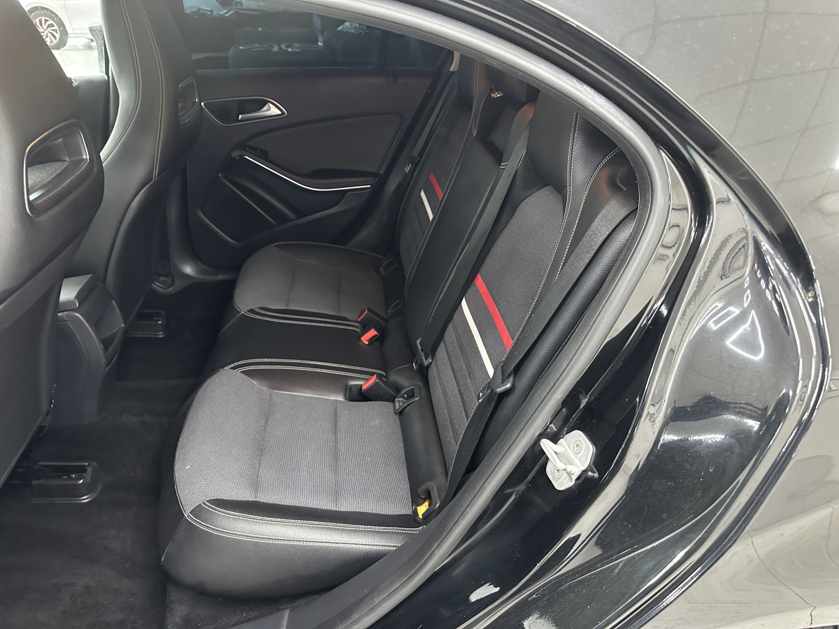 2014 (JULY) MERCEDES A180 1.5 DIESEL ECO SE — FULL SKIRTING BODY KIT & 19″ ALLOYS — £20 TAX
