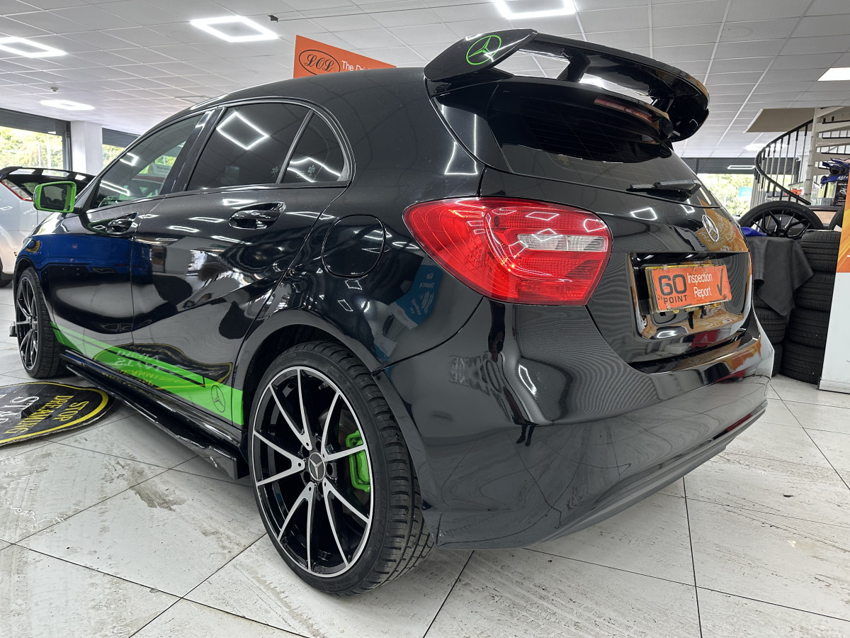 2014 (JULY) MERCEDES A180 1.5 DIESEL ECO SE — FULL SKIRTING BODY KIT & 19″ ALLOYS — £20 TAX