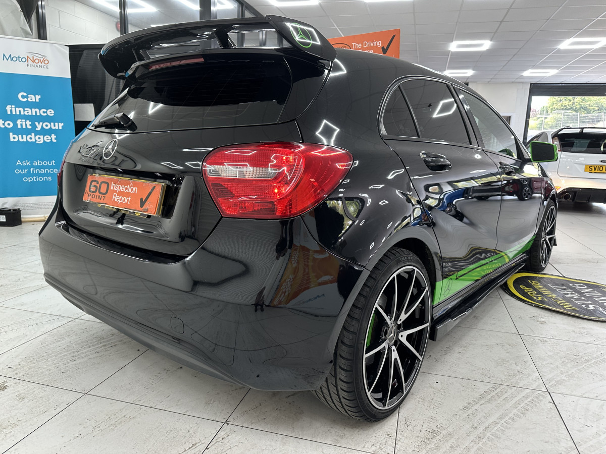 2014 (JULY) MERCEDES A180 1.5 DIESEL ECO SE — FULL SKIRTING BODY KIT & 19″ ALLOYS — £20 TAX