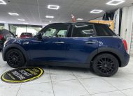2016 MINI COOPER 1.5 DIESEL AUTOMATIC 5 DOOR — with ONLY 64,000 MILES — £20 ROAD TAX