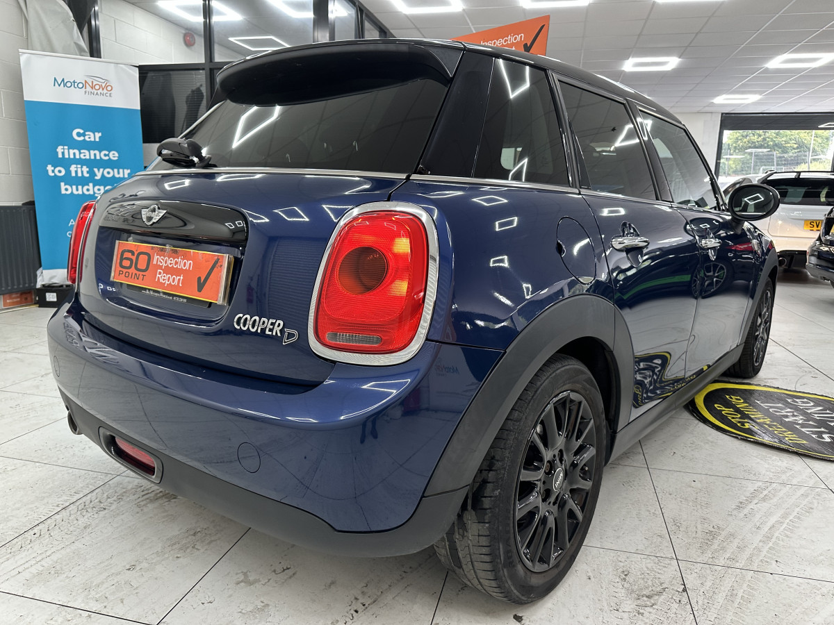 2016 MINI COOPER 1.5 DIESEL AUTOMATIC 5 DOOR — with ONLY 64,000 MILES — £20 ROAD TAX