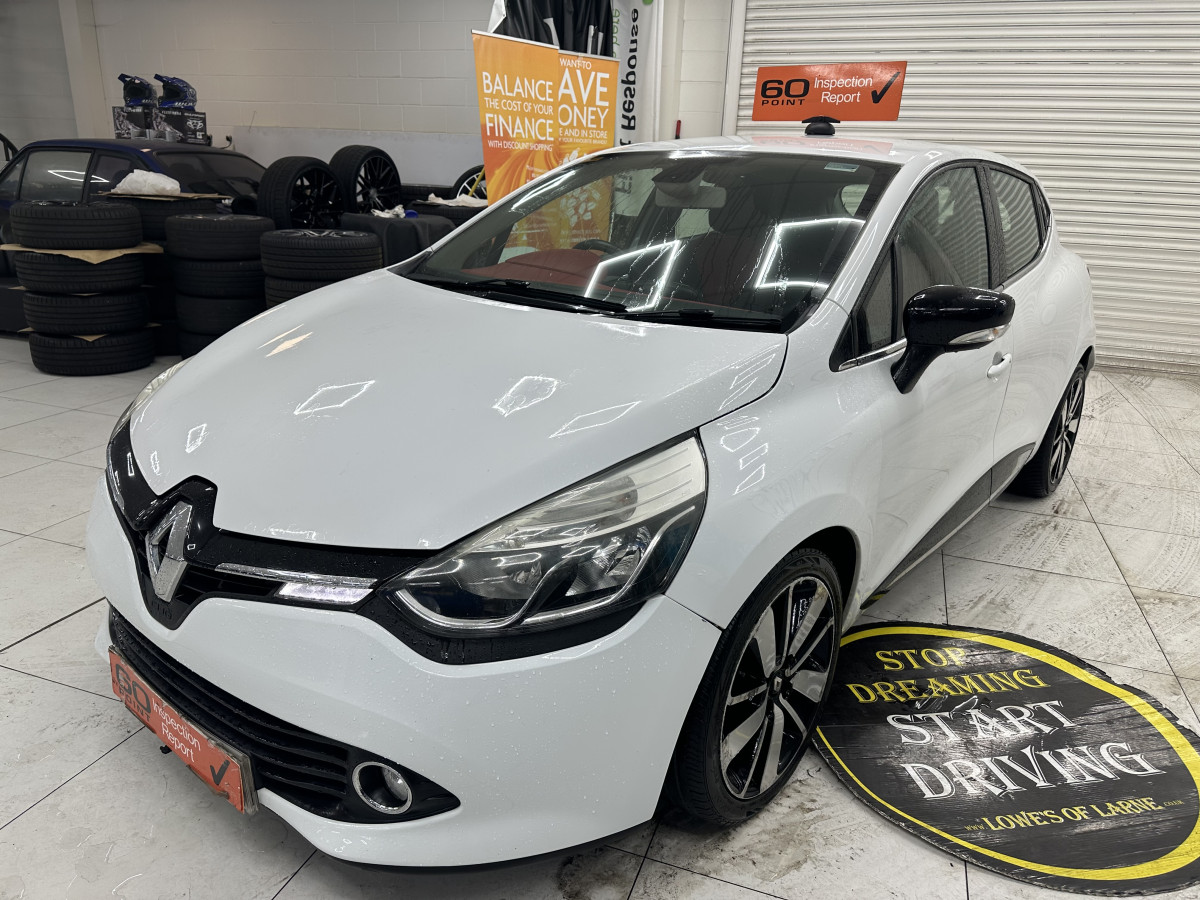 2014 RENAULT CLIO 1.5 DCi DYNAMIQUES MediaNAV with ONLY 85,000 MILES —£20 TAX