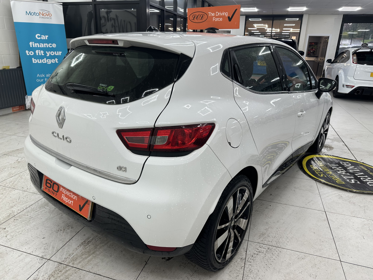 2014 RENAULT CLIO 1.5 DCi DYNAMIQUES MediaNAV with ONLY 85,000 MILES —£20 TAX