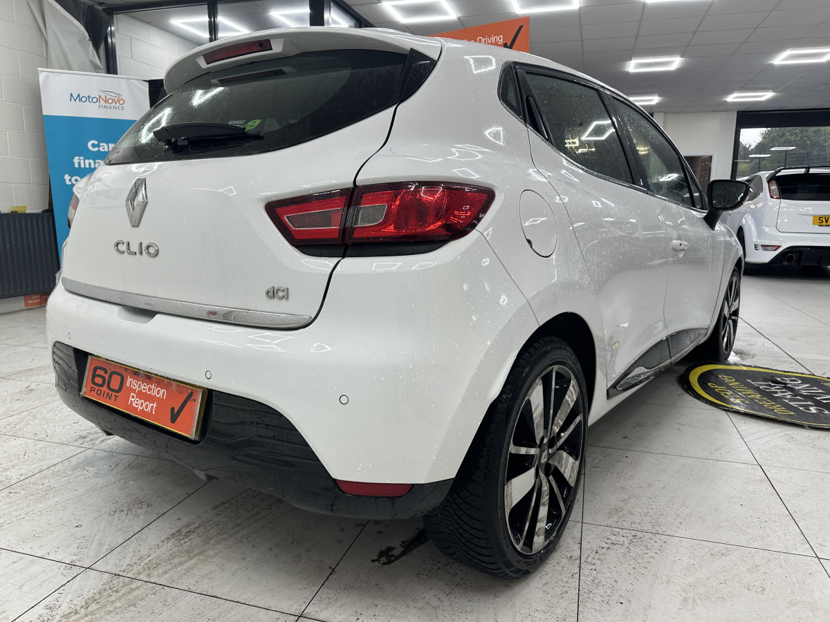 2014 RENAULT CLIO 1.5 DCi DYNAMIQUES MediaNAV with ONLY 85,000 MILES —£20 TAX