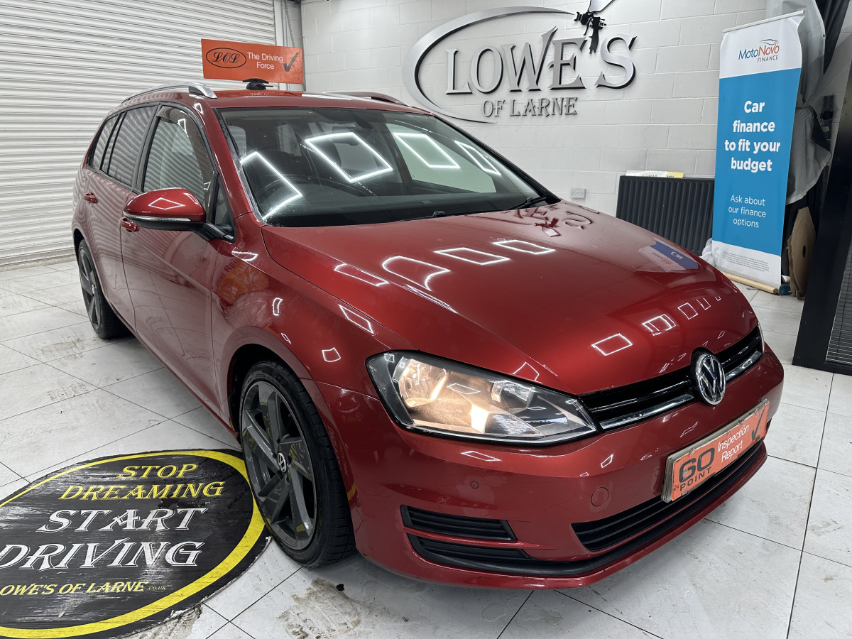 2015 (OCT) VW GOLF 1.6 TDi SE BlueMOTION ESTATE — £20 TAX